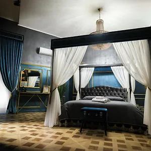 https://momarooms.hotels-amalfi.com